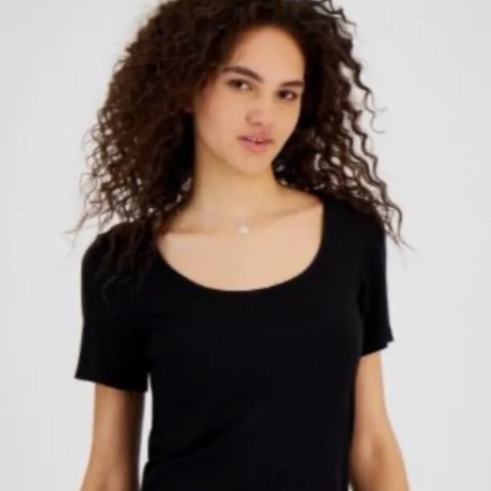 NWT Jenni Deep Black Ribbed Knit Scoop Neck Pajama Loungwear Short Sleeve Top